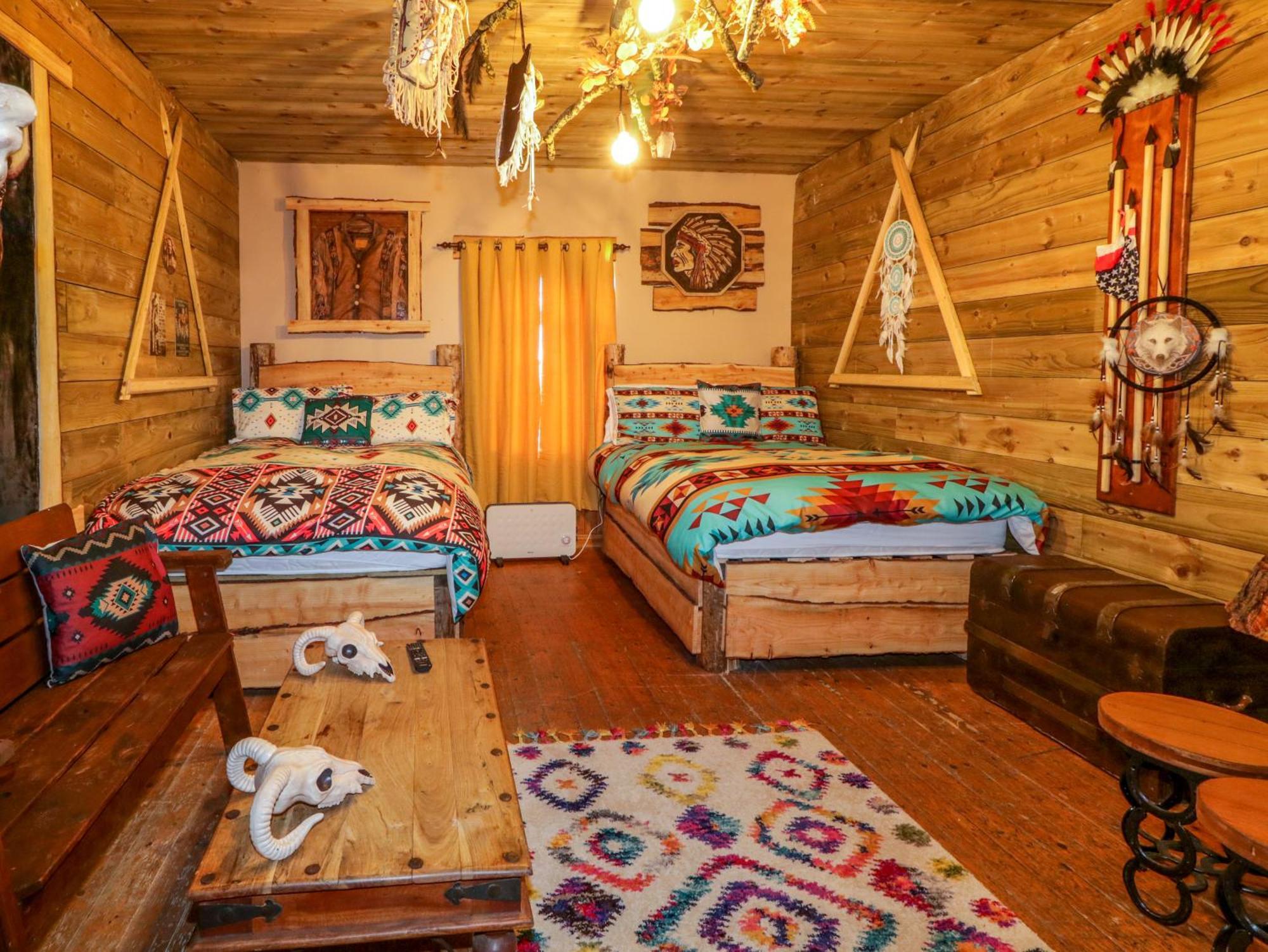 Apache Falls Lodge Лимавади Екстериор снимка