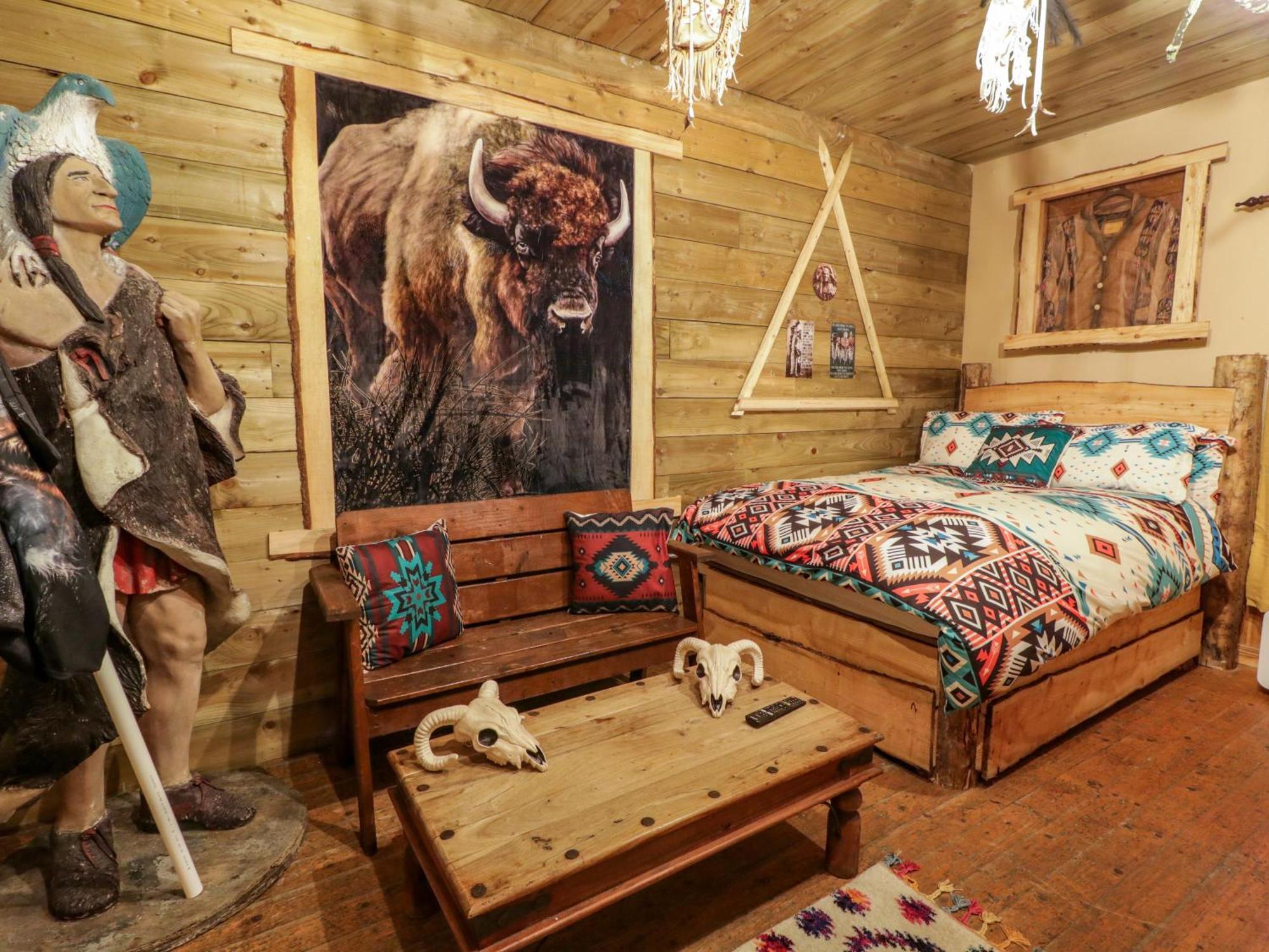 Apache Falls Lodge Лимавади Екстериор снимка